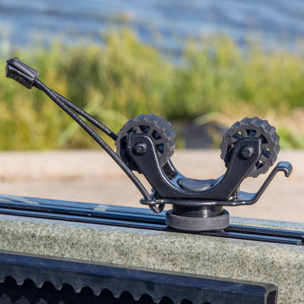 YakAttack RotoGrip SnapNStrap 8 YakAttack RotoGrip SnapNStrap YakAttack RotoGrip SnapNStrap